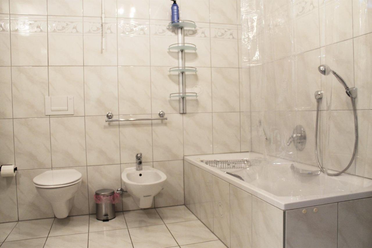 Spacious Apartment In Industrial Area Людвігсбург Екстер'єр фото