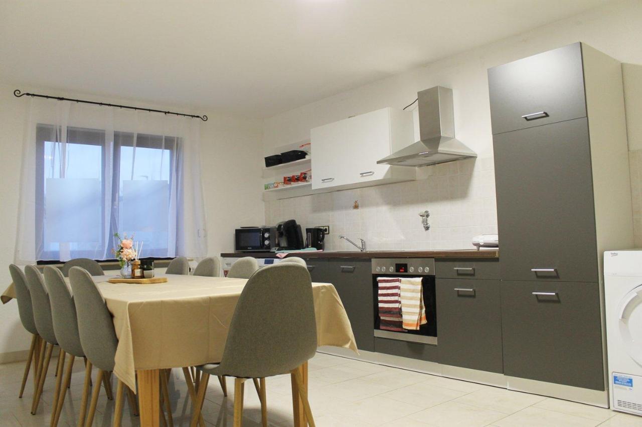 Spacious Apartment In Industrial Area Людвігсбург Екстер'єр фото